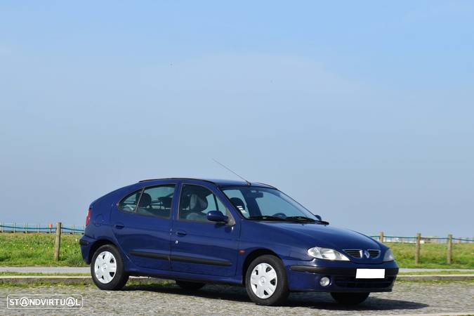 Renault Mégane 1.4 16V Dynamique - 1