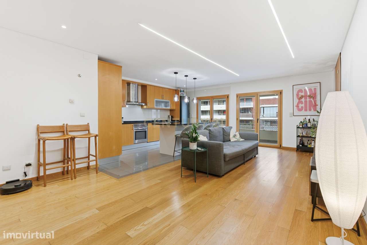 Apartamento T1 com Box e Varanda - Colinas do Cruzeiro - Grande imagem: 3/21