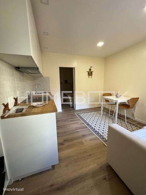 Apartamento T1 renovado e equipado - Lapa - Grande imagem: 5/22