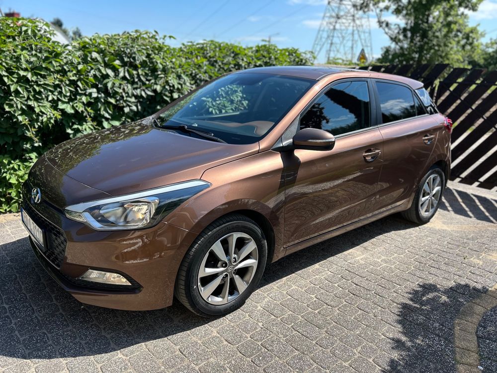 Hyundai i20 II blue 1.2 YES Gold 2015