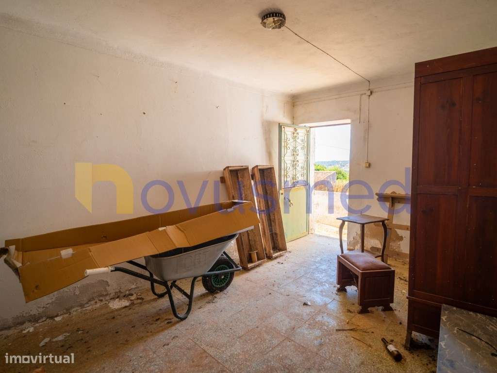 Casa com Projeto Aprovado para Moradia T3 com Piscina | Poço Barret...-22