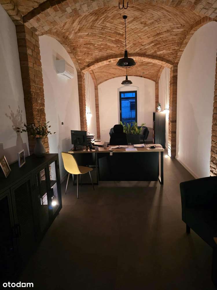 Hala na wynajem 210m² z rampą i ogrzewaniem - Pełny obrazek: 1/20