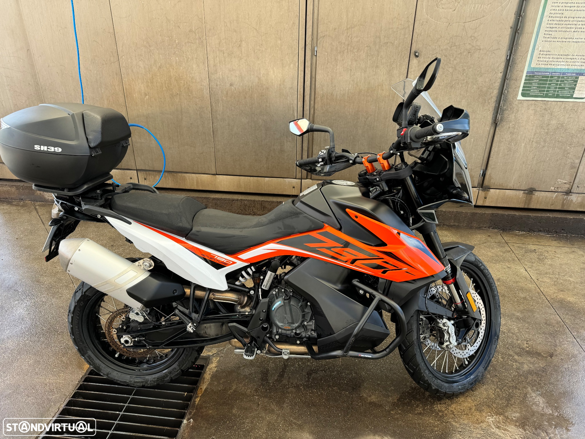 KTM Adventure 790 - 3