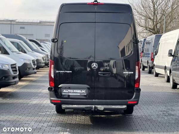 Mercedes-Benz Sprinter - 7