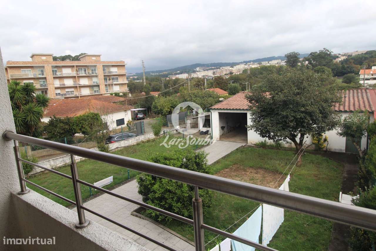 Moradia T3 de Gaveto, com excelentes áreas, localizada em São Cosme...-25