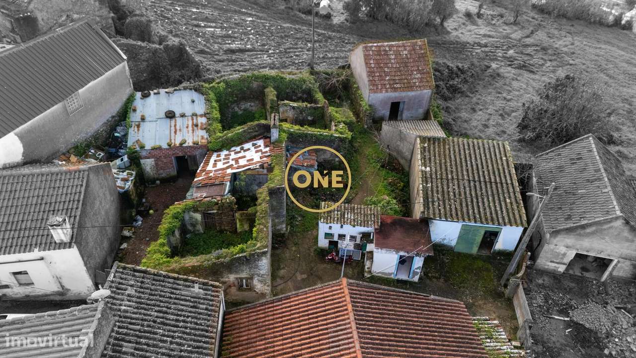 Conjunto de 3 Artigos em Val de Vez – Potencial Único a 5 min da A8-27