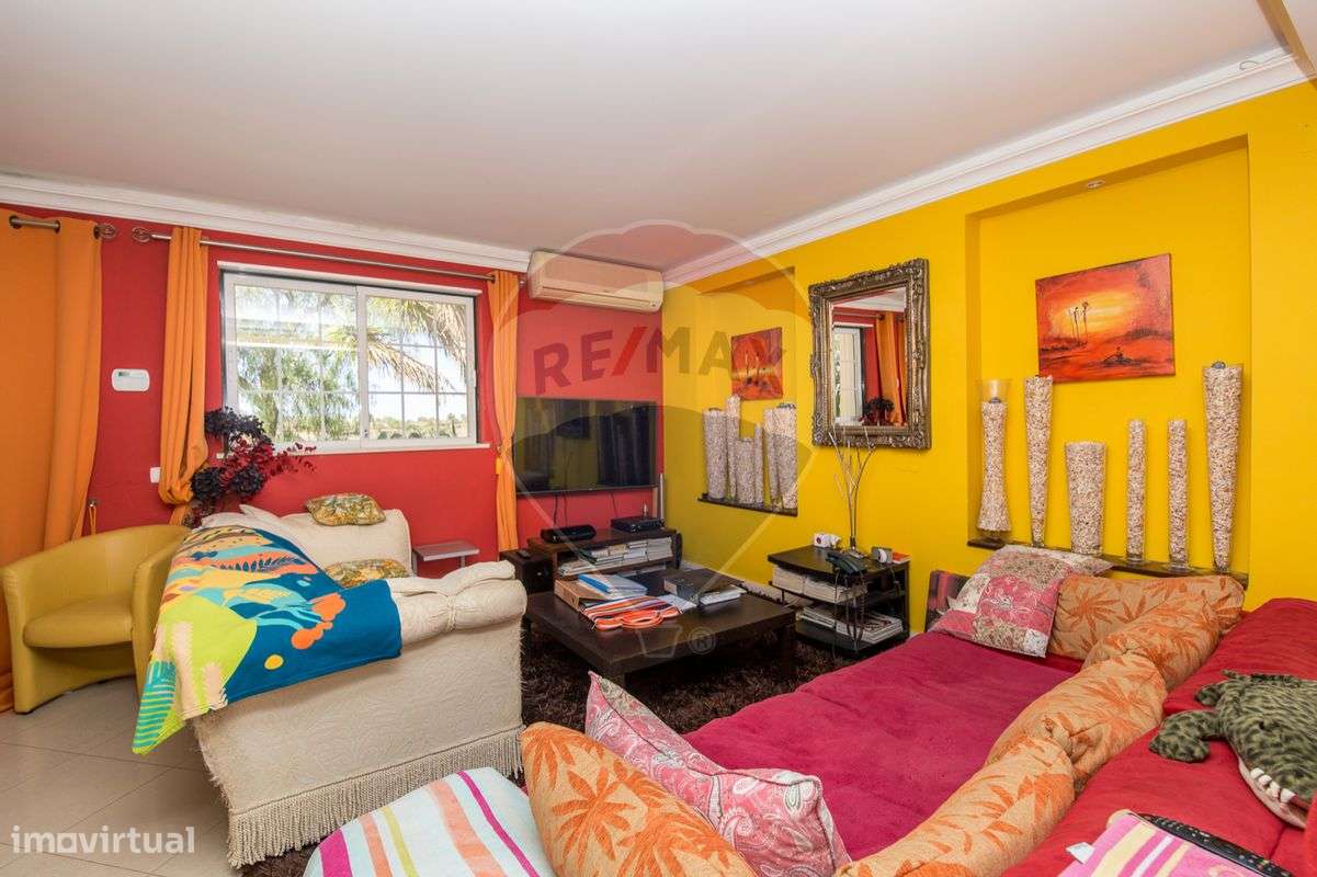 Moradia T7 para venda - Grande imagem: 2/30