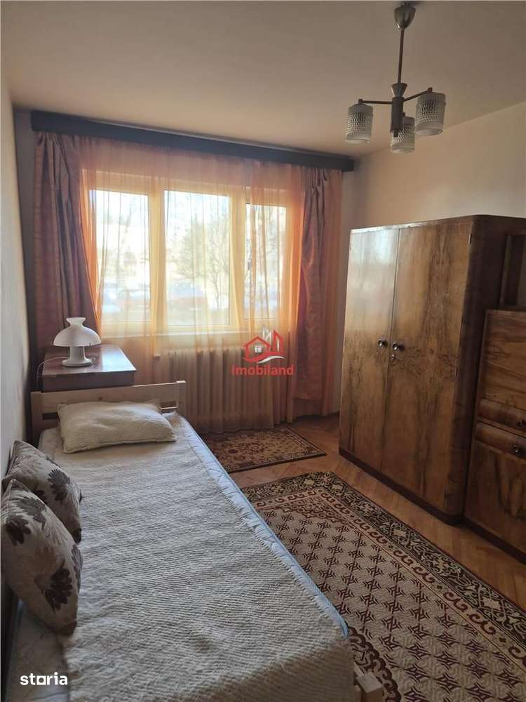 Apartament 3 camere zona Diana-5