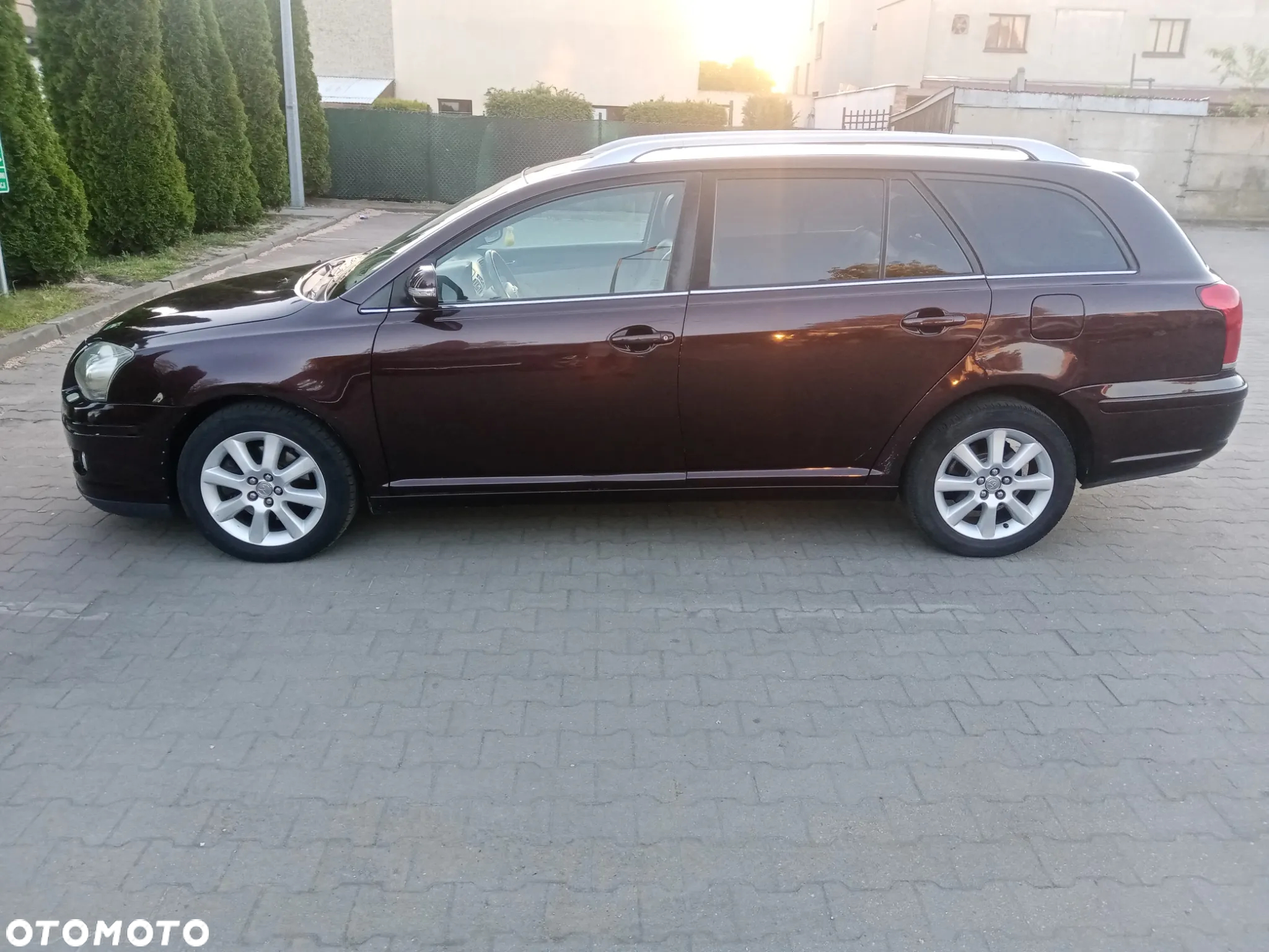 Toyota Avensis 2.0 D-4D Combi - 2