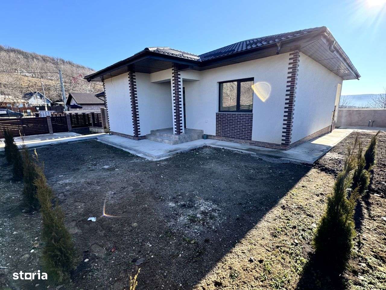 CANALIZARE! ASFALT! Dressing! Casa 3 camere, Bucium-Barnova - Imagine principală: 1/8