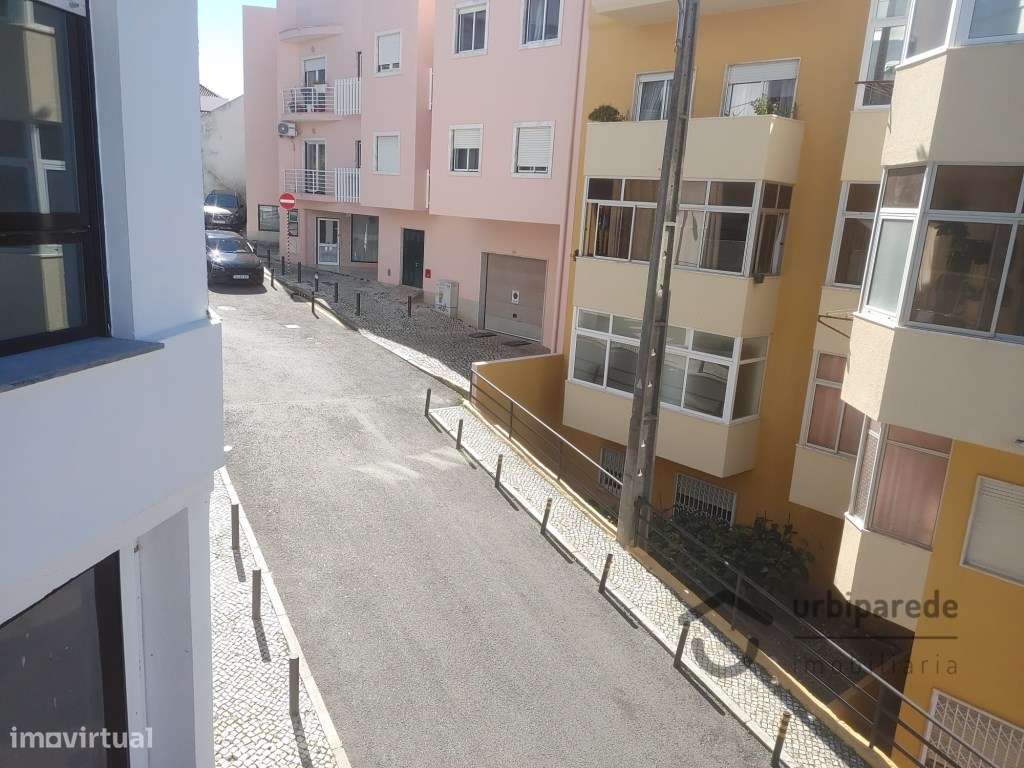 Apartamento T1 remodelado, com garagem, Linda a Velha. - Grande imagem: 4/33