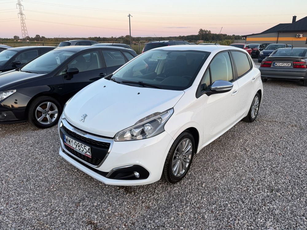 Peugeot 208 I (2012-2019) Blue-HDi 120 Stop&Start Allure 2017
