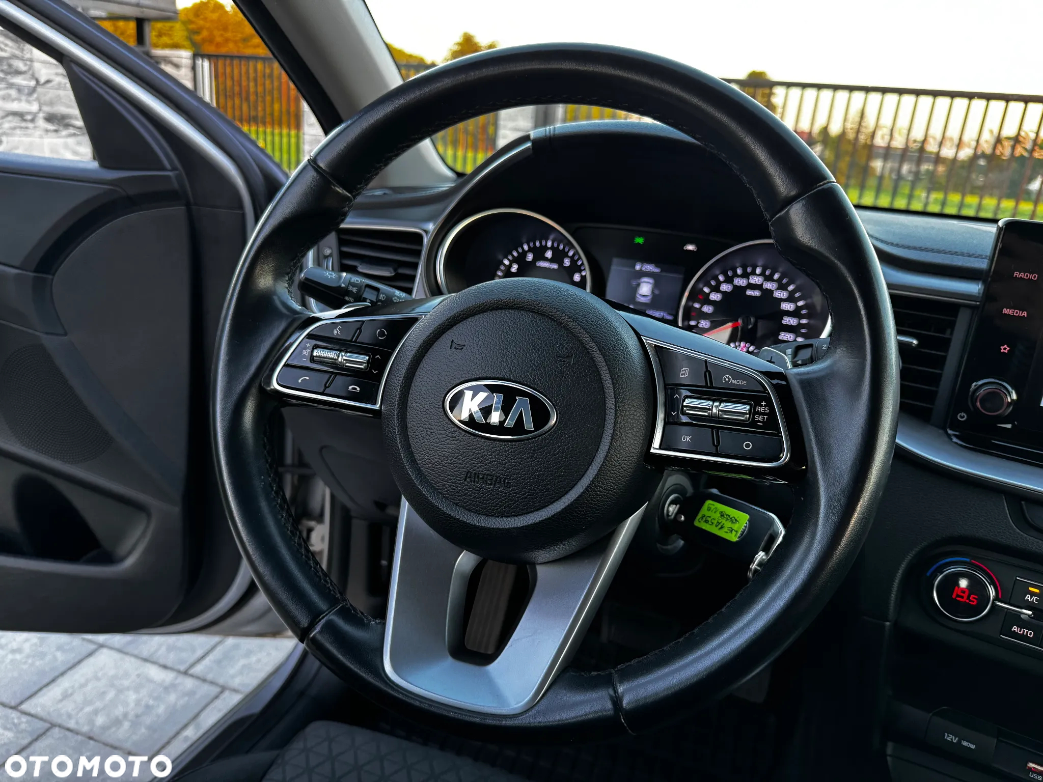 Kia Ceed 1.4 T-GDI M DCT - 17