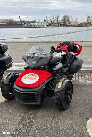 Can-Am Spyder - 6