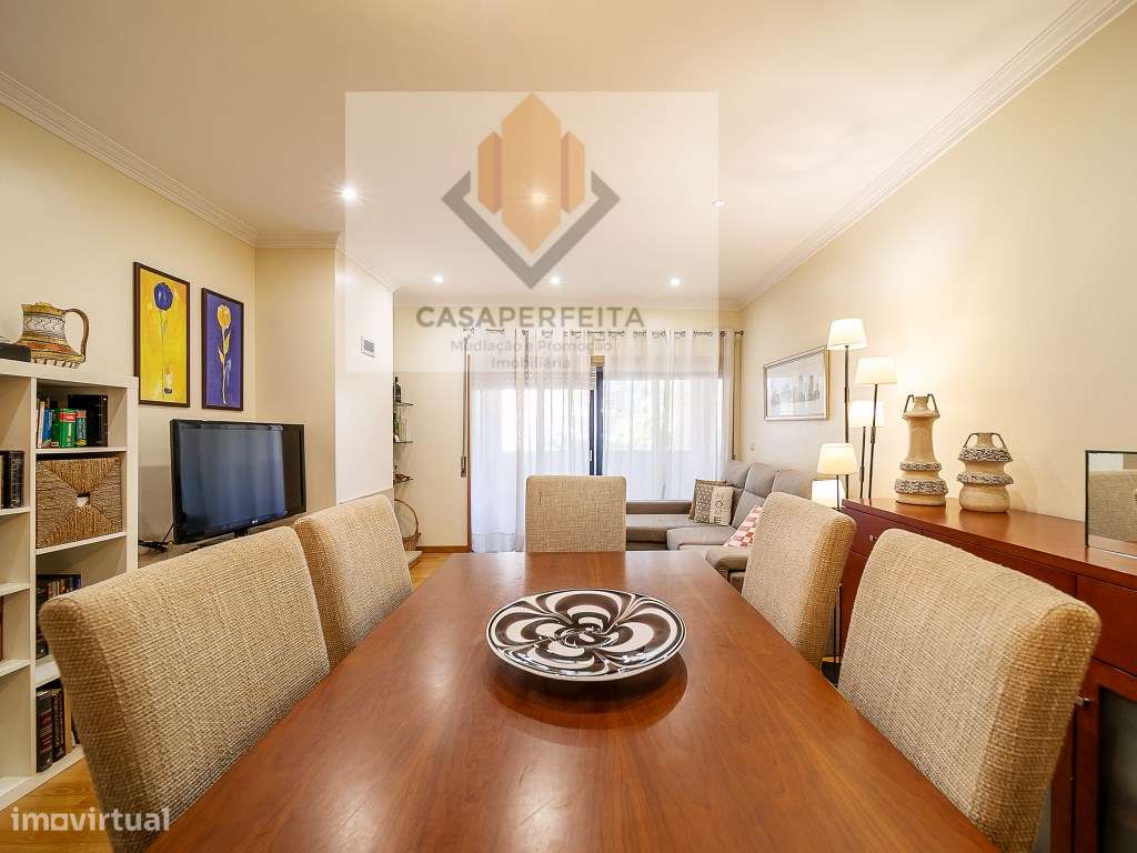 Deslumbrante Apartamento T2 com Terraço, Lugar de Garagem e Arrumo ... - Grande imagem: 5/42