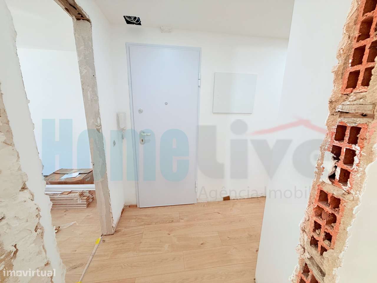 T3 Remodelado Logradouro 45m² | Centro de Alverca do Ribatejo – Lisboa-13