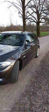 BMW Seria 5 520d Touring - 3