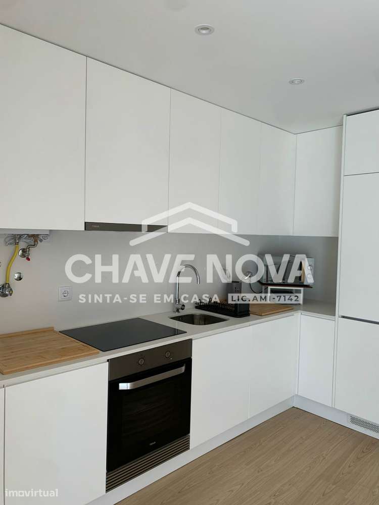 T0 Novo com Varanda e Garagem - Leça da Palmeira - Grande imagem: 2/10