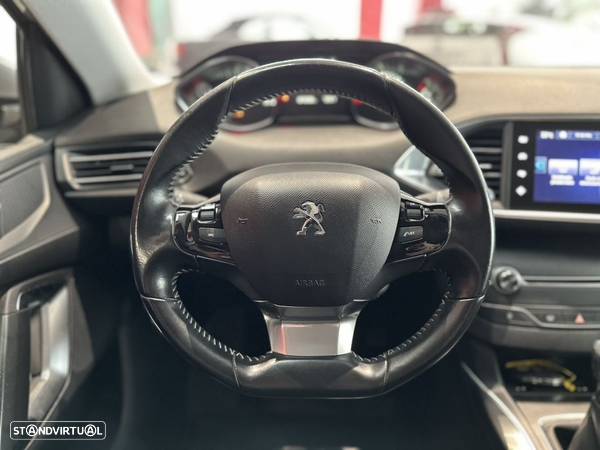 Peugeot 308 SW BlueHDi 120 EAT6 Stop & Start Allure - 9