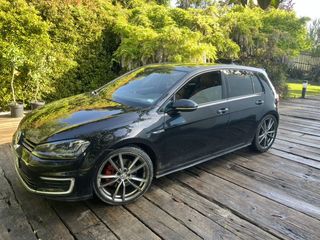 VW Golf