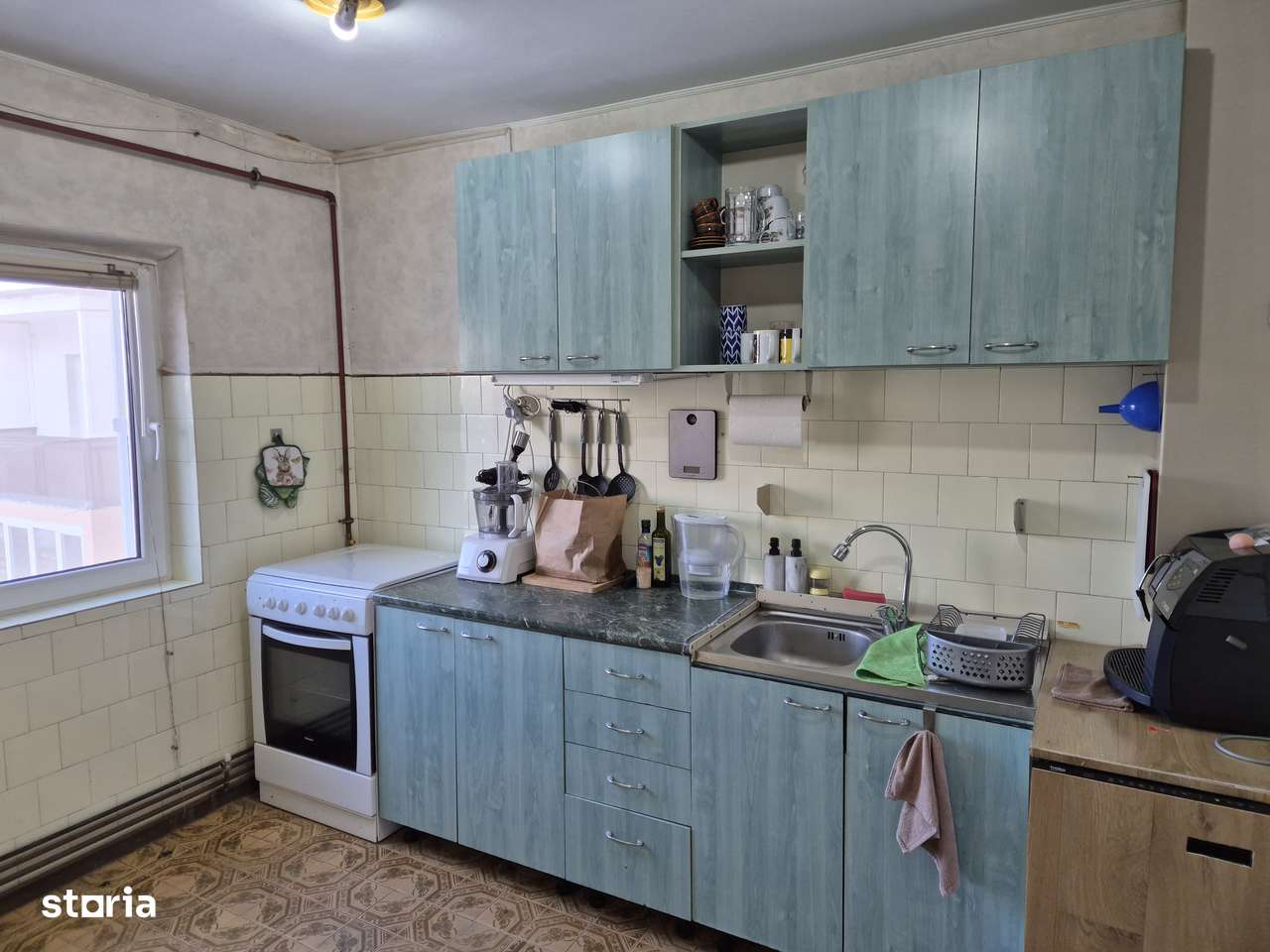 Apart.4 cam.,centr. proprie , zona B.Rosu , et.2 - Pret redus-2