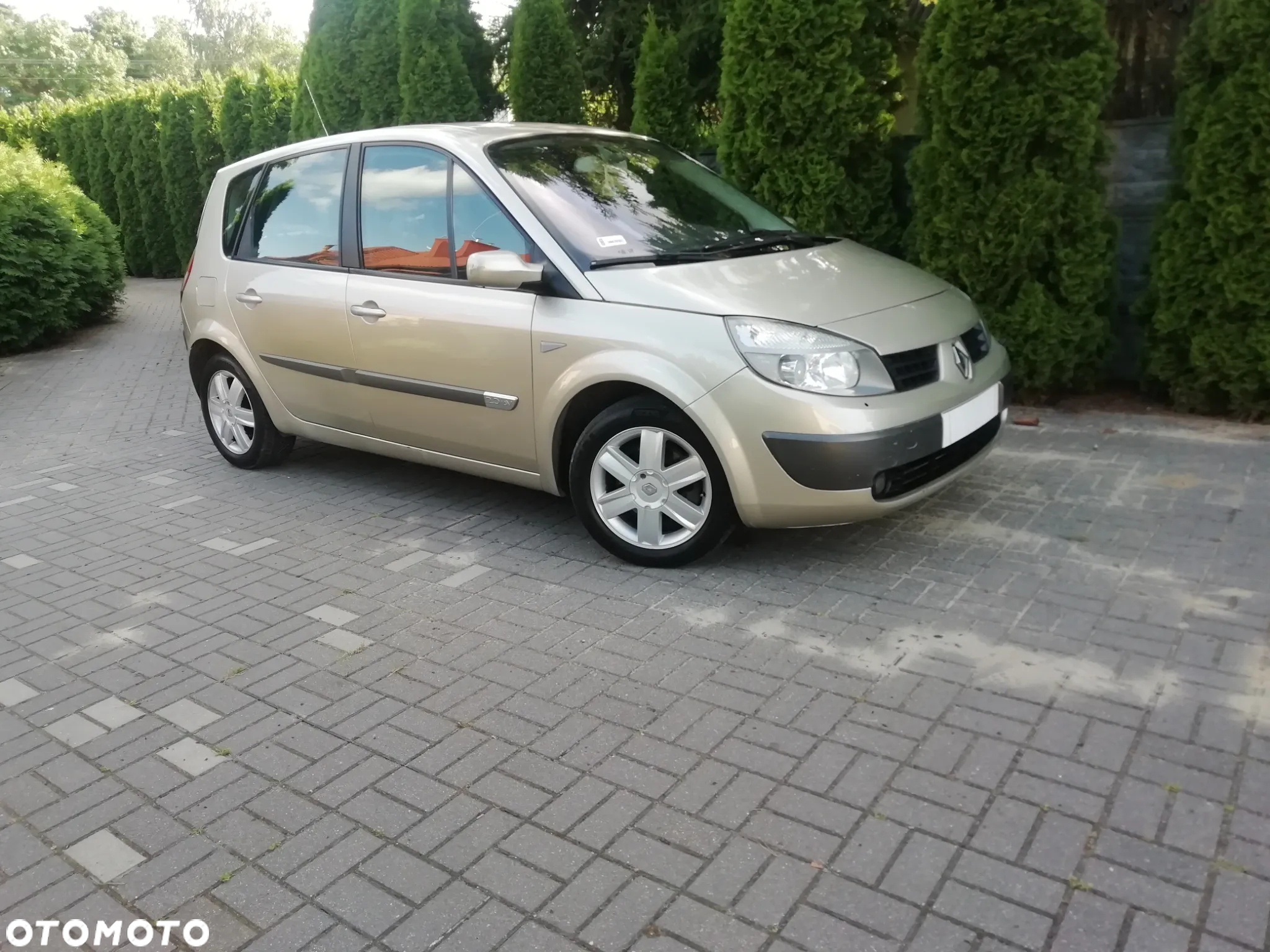 Renault Scenic 2.0 16V Privilege - 8