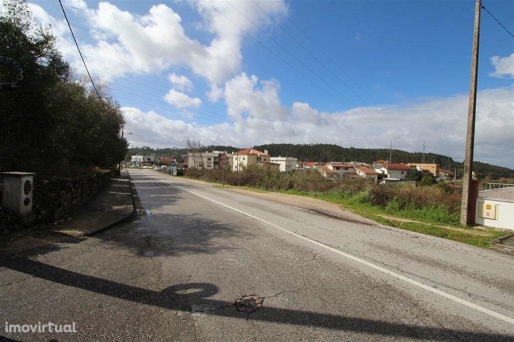 Terreno Urbano para construção no centro de Antanhol.