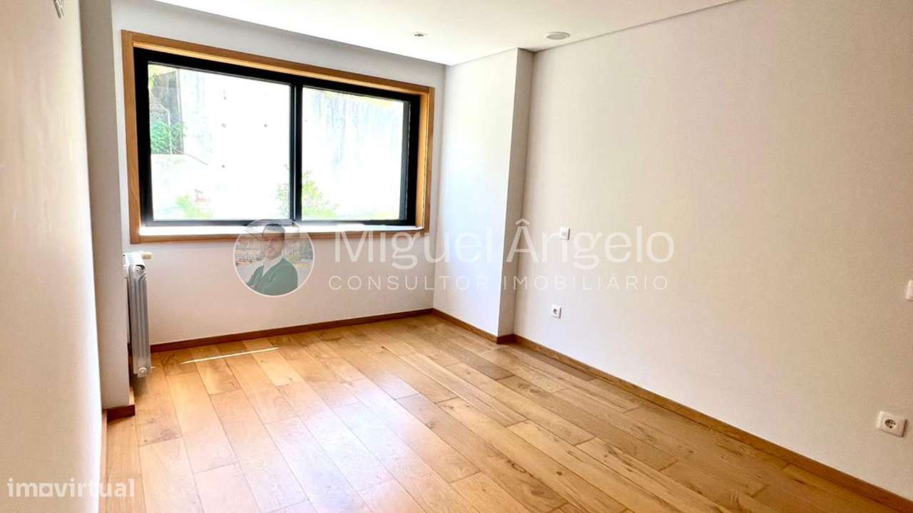 T2+1 com garagem, excelentes áreas em Canelas, Vila Nova de Gaia - Grande imagem: 3/17