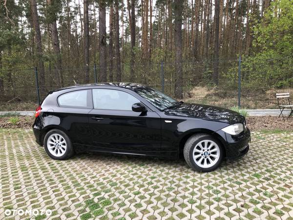 BMW Seria 1 116i - 8