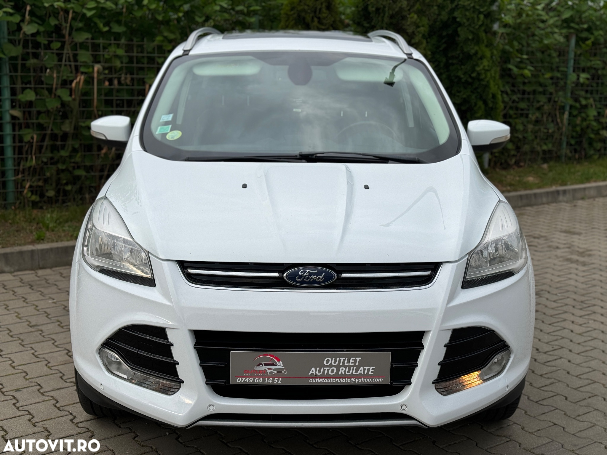 Ford Kuga 2.0 TDCi 2x4 Titanium - 3