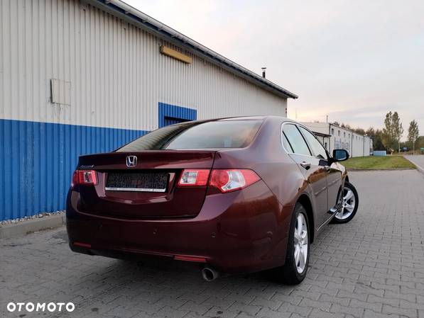 Honda Accord 2.0 Elegance - 4