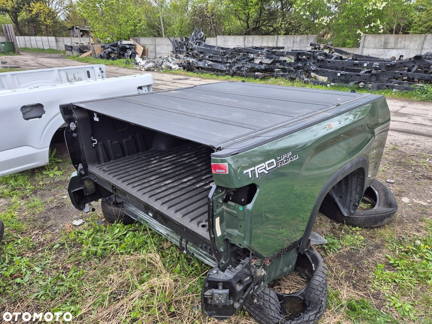 Paka Zabudowa Buda Długa 2m 6.5ft Toyota Tundra CrewMax 2022- - 6