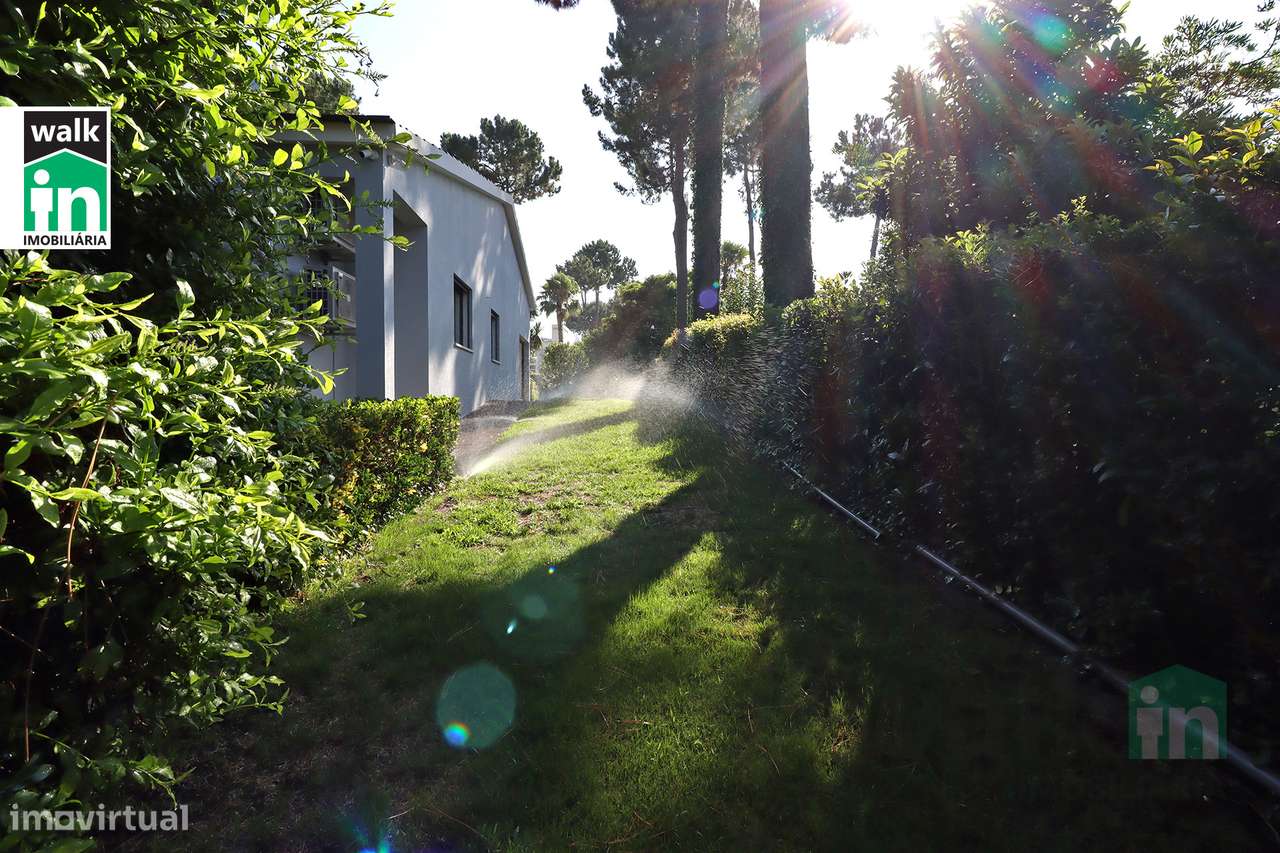Moradia Térrea de Luxo V4 com Piscina na Herdade da Aroeira-46