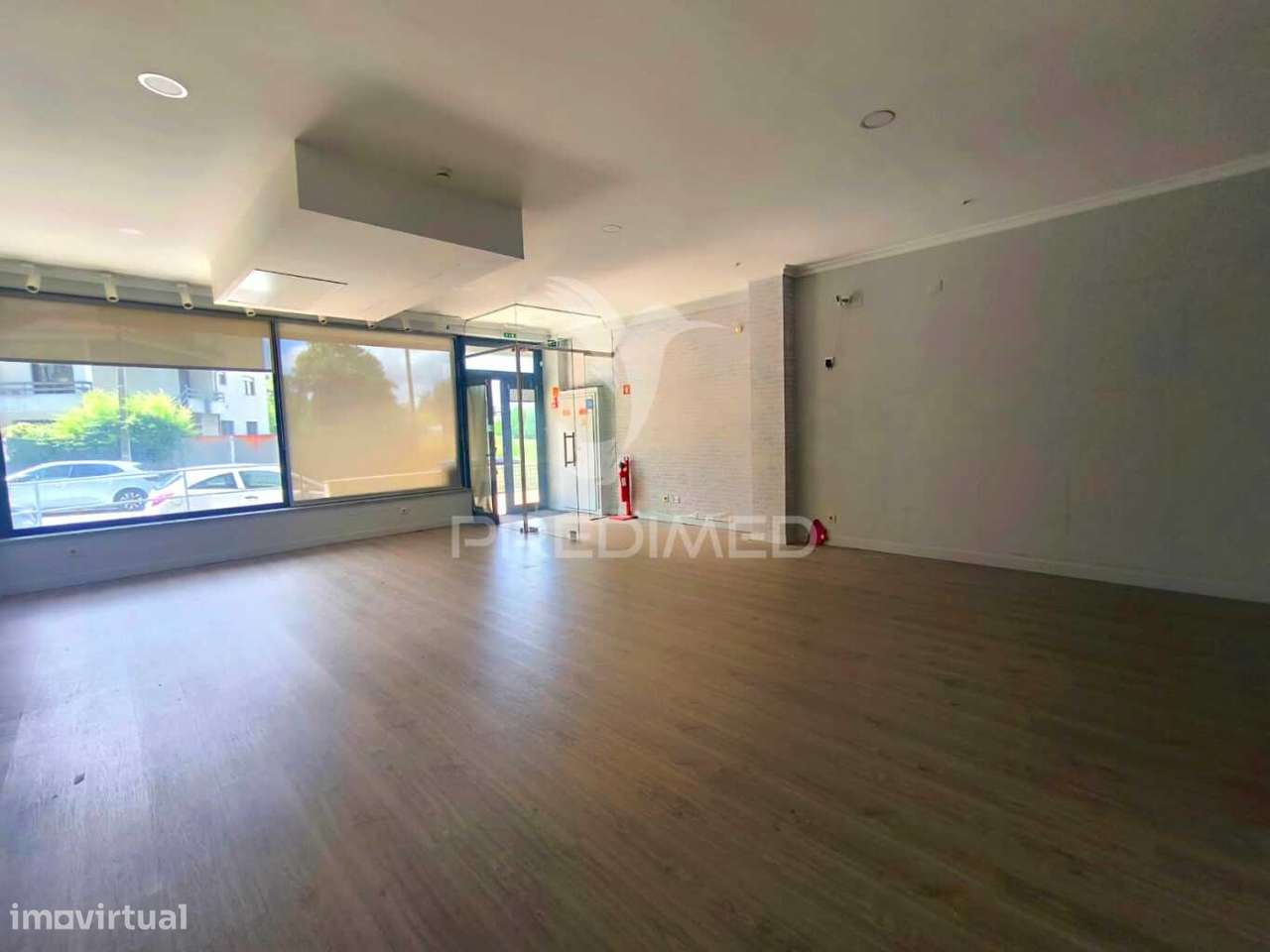 Espaço comercial para arrendamento - U.F. Nogueiró e Tenões - Grande imagem: 5/8