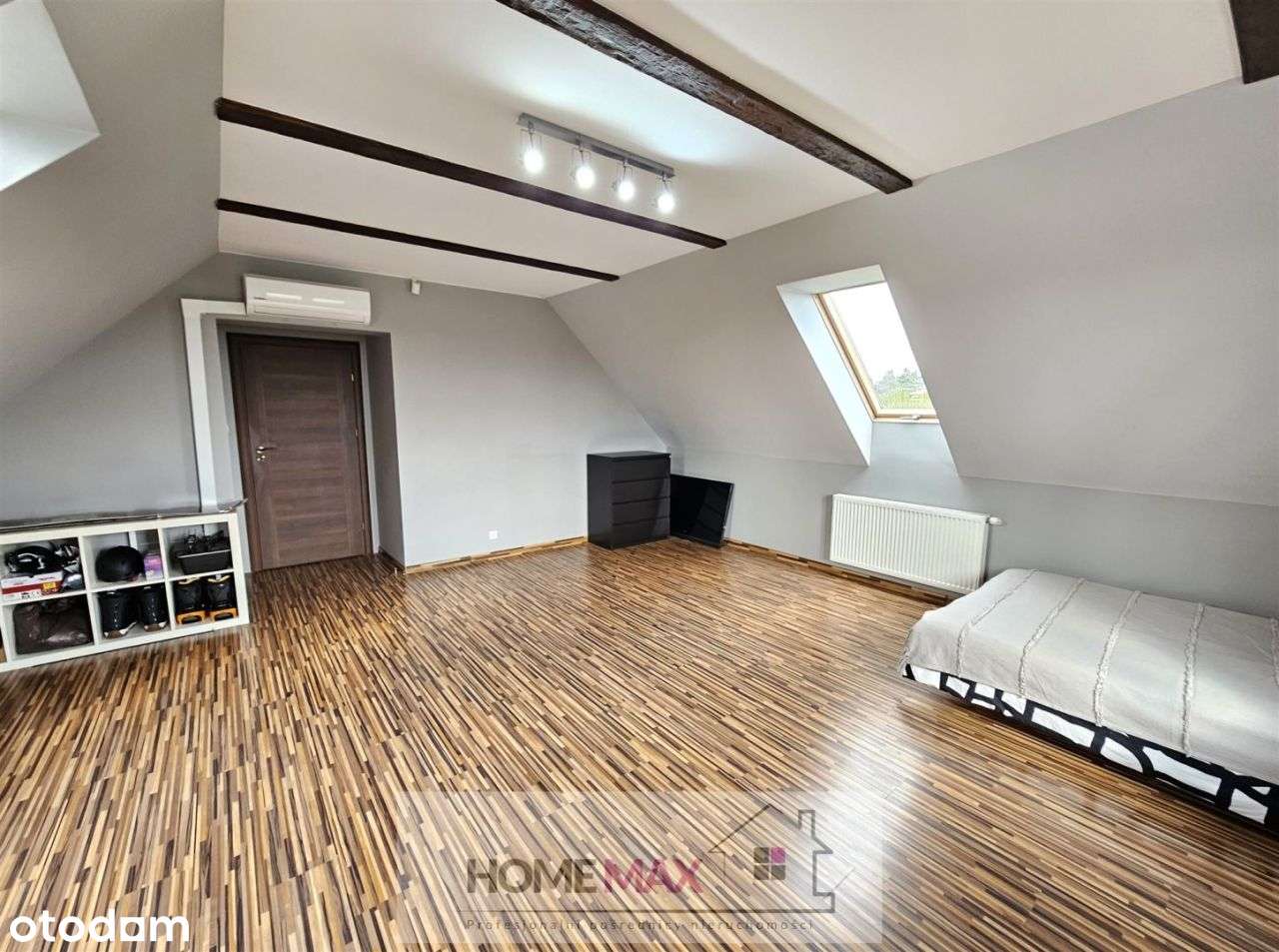 Wolnostojący dom z piękną 20 ar. działką,Grzybiany-15