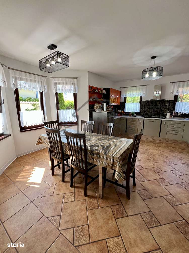 Casa/Vilă în Șelimbăr | teren 863m | 4 min de Sibiu | zona Brana-6