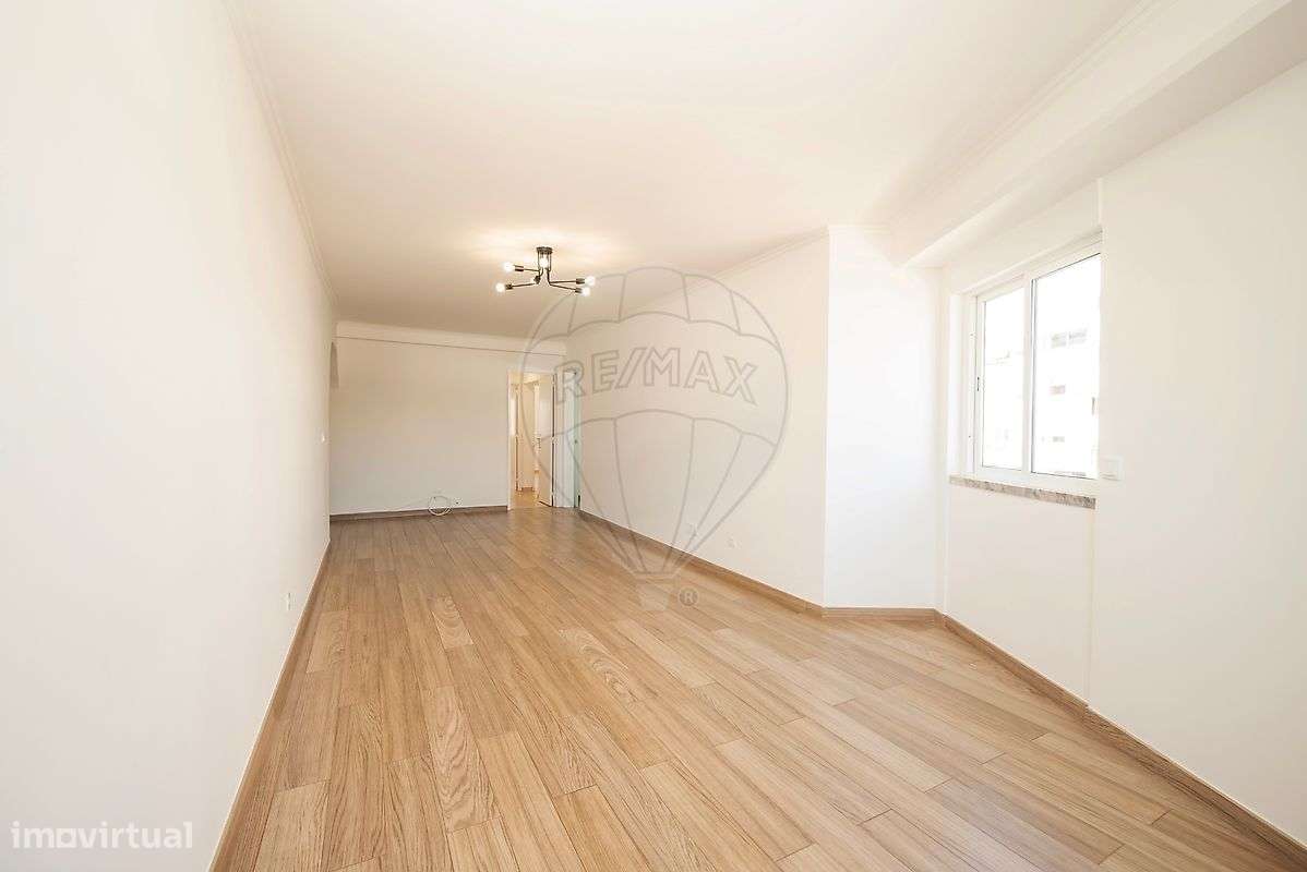 Apartamento T3 para arrendamento - Grande imagem: 2/34