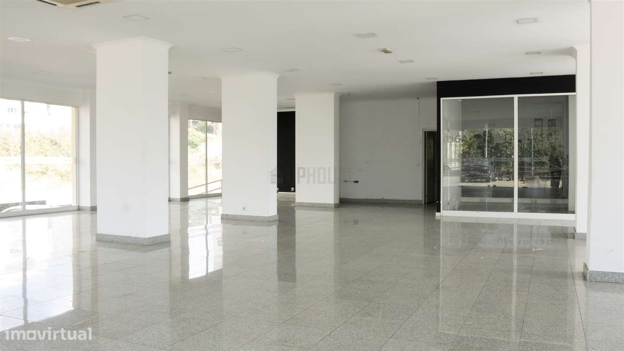 Loja Comercial com estacionamento – Viseu - Grande imagem: 5/8