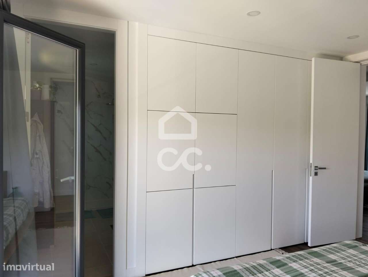 MORADIA T3 COM PISCINA-22