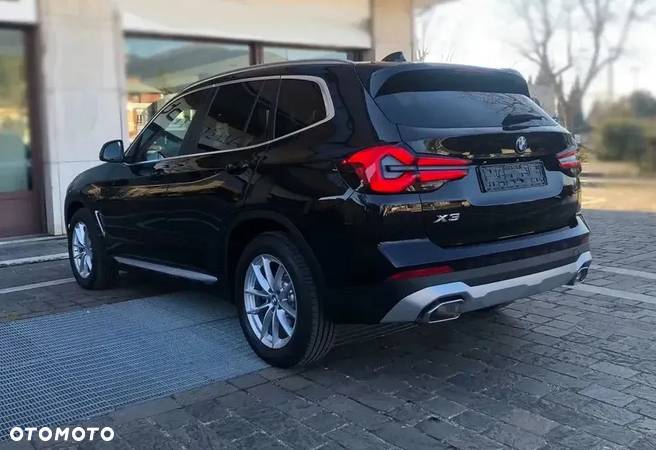 BMW X3 xDrive20i mHEV - 4