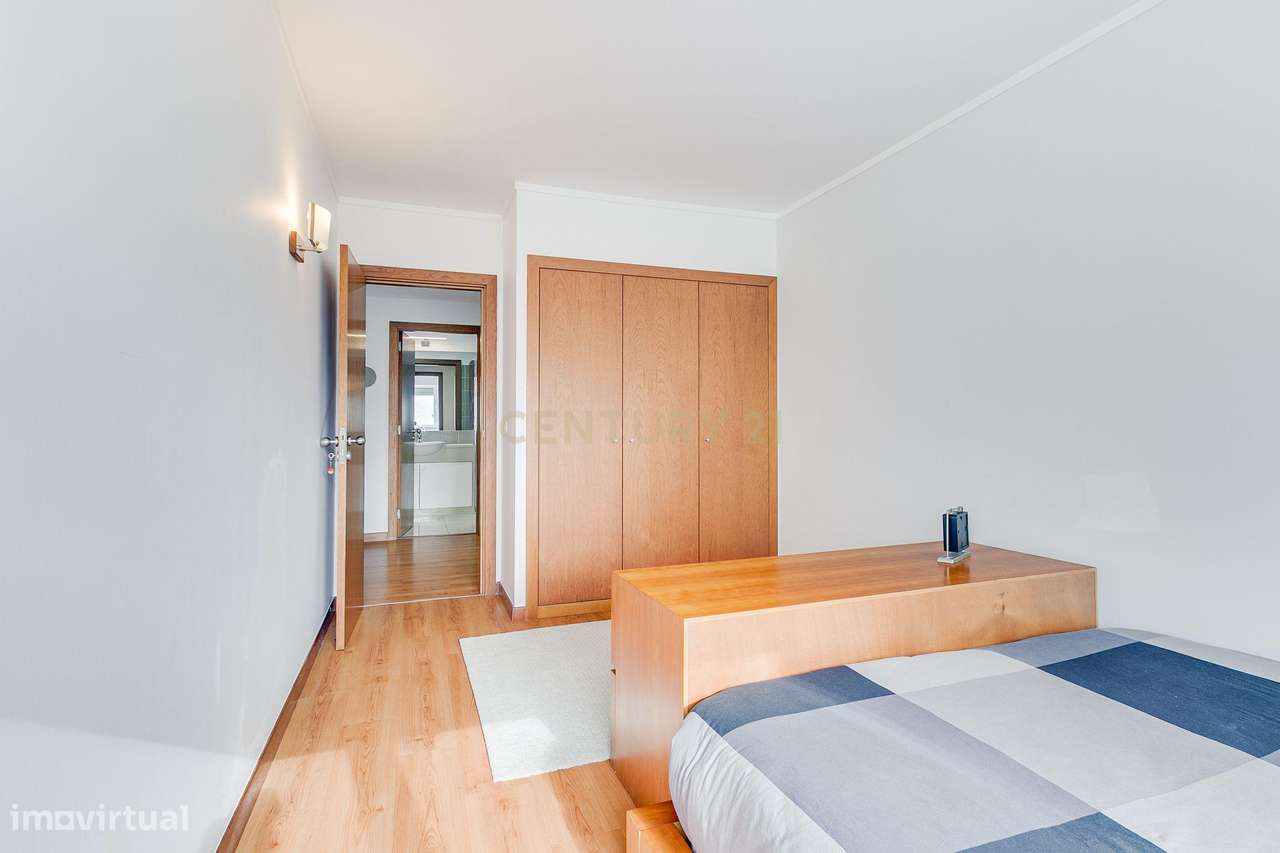 Fantástico T2 Alta de Lisboa-15