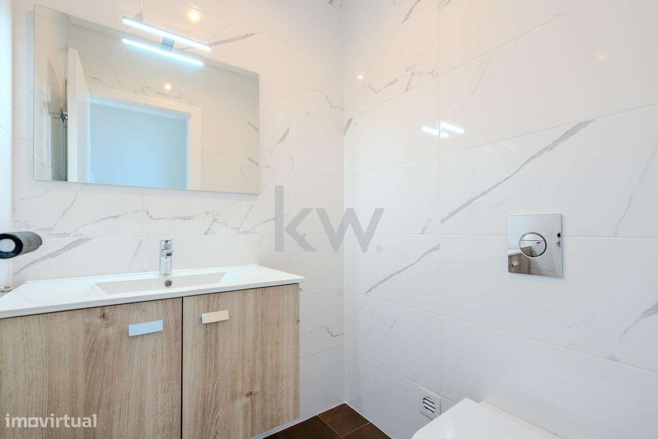 Moradia Geminada 3 suites Leceia - Barcarena - Grande imagem: 5/32