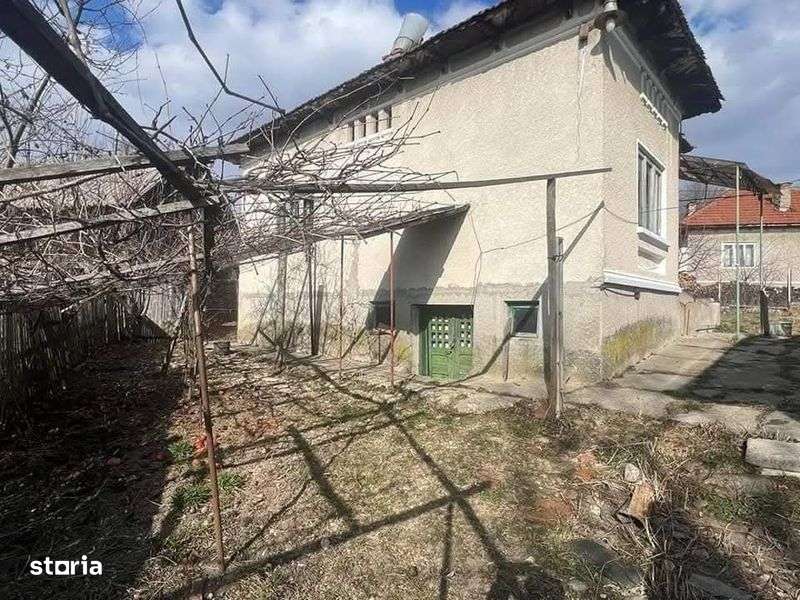 Vand casa in Horezu - Imagine principală: 5/6