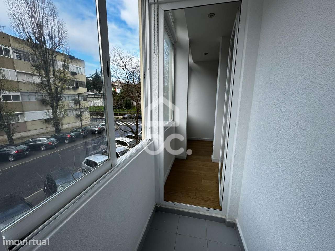 T2 Moderno e Luminoso em Benfica – Pronto a Habitar!-7