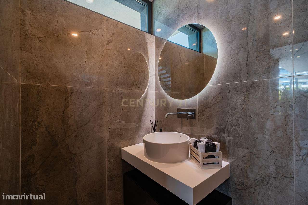 Villa de Luxo com 5 quartos e Vista Mar Panorâmica-34