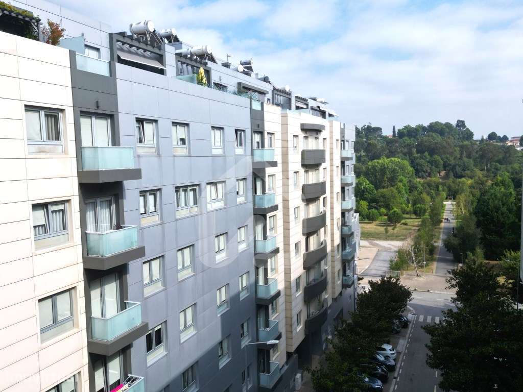 Apartamento T3 no último piso, vista Parque da Devesa-28