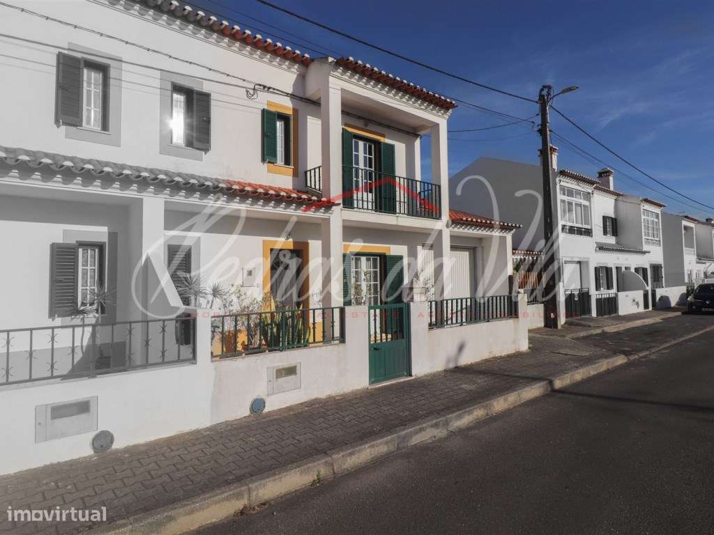 Moradia T3 de 98m2 com garagem - Vila Nova de Milfontes - Odemira-46
