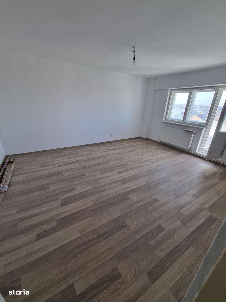 KM 5-garsoniera in bloc de apartamente - Imagine principală: 3/14