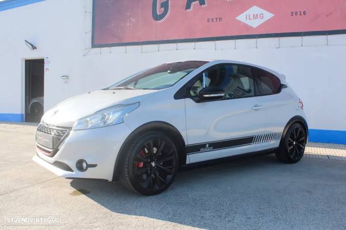 Peugeot 208 GTI e-THP STOP & START 30th - 14