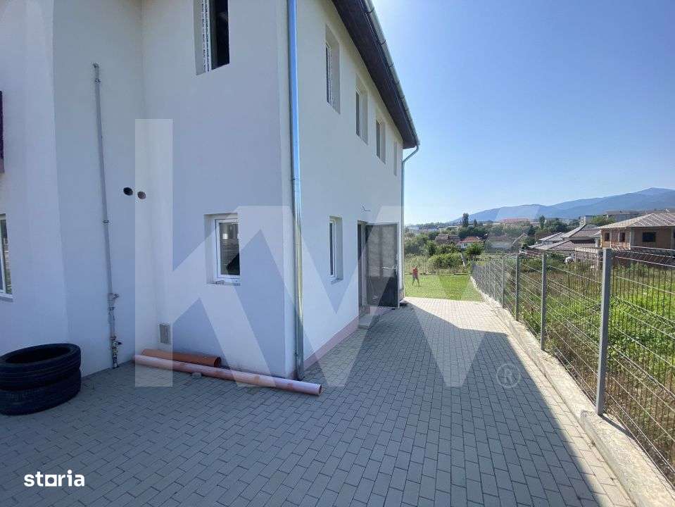 Casa individuala 4 dormitoare de vanzare in Cisnadie Sibiu teren 727mp - Imagine principală: 3/18